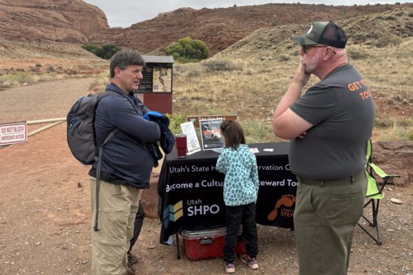 Volunteers with the Utah Cultural Site Stewardship Program